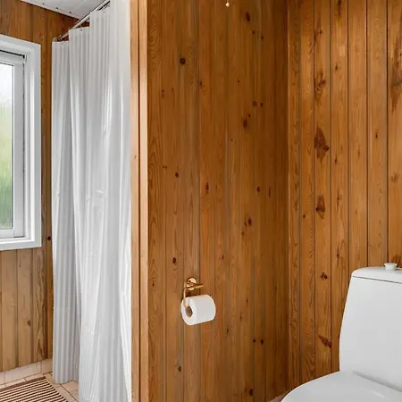 Leonor - 1-8km From The Sea By Interhome Feriehus