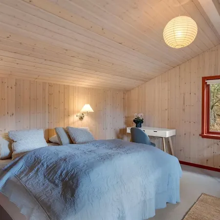 Leonor - 1-8km From The Sea By Interhome